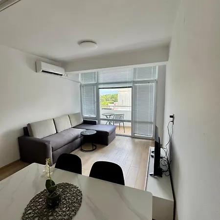 Cosy 2-bedroom Διαμέρισμα *